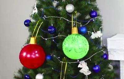 制作特大号圣诞球挂饰的方法图解