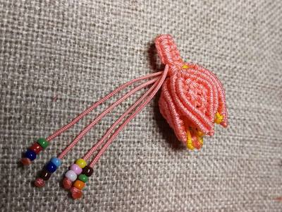 中国结编绳作品，编织母亲节礼物郁金香