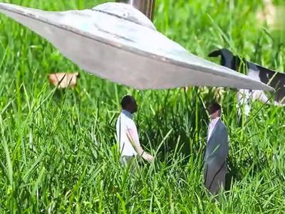 DIY外星人UFO掠夺地球场景剧玩具