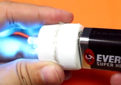 生活小发明：DIY饮料瓶盖LED小手电