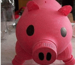 利用旧饮料瓶DIY实用可爱粉色小猪钱