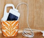 洗发水瓶DIY iPhone手机挂墙充电架
