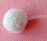 乌鸡白凤丸的塑料外壳做的毛绒吊饰小球