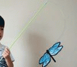 儿童手工课：自制蜻蜓逗猫杆