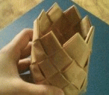 如何用废纸做方底收纳纸篓（波浪开口型）