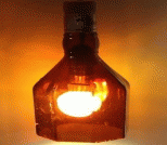 用威士忌洋酒瓶做茶色吊燈燈罩
