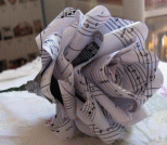 用废纸如何做纸玫瑰