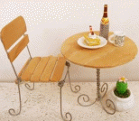 利用雪糕棍做的西式餐桌和椅子