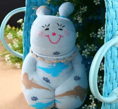 袜子娃娃DIY胖胖的跪坐微笑兔子