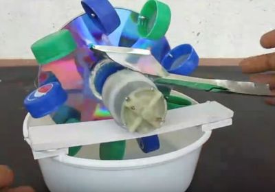 自制一个简易版电动水轮车模型