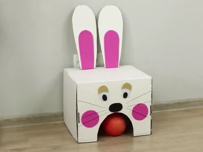 纸板箱制作DIY复活节兔保龄球游戏玩具