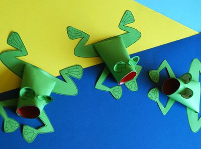 简单的手工卫生纸筒大嘴绿青蛙