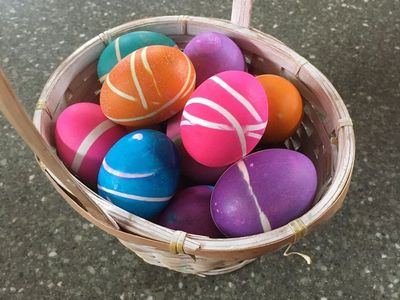 复活节鸡蛋怎么做，DIY扎染复活节彩蛋