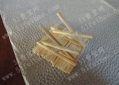 教程列表 内容详情  火柴手工制作的作品不少,基本是利用新火柴来做