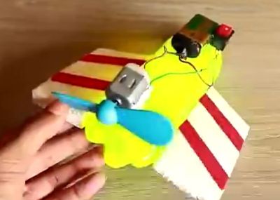 几分钟让你学会如何教制作DIY泡沫电动船