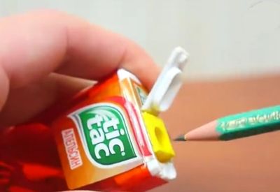 使用口香糖瓶子DIY学生卷笔刀