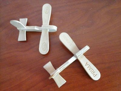 冰糕棍手工小飞机工艺作品制作教程