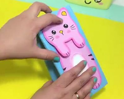 制作可爱风粉色喵书包型笔袋