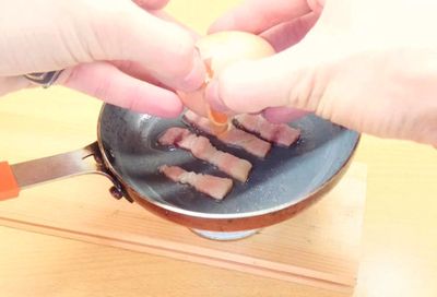 怎样使用啤酒罐制作DIY酒精火炉
