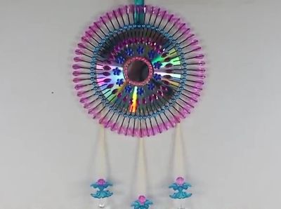 旧CD光盘DIY制作墙壁闪亮挂件