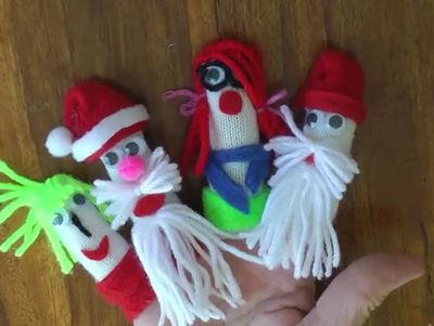 旧手套改变成DIY圣诞节五指手偶玩具