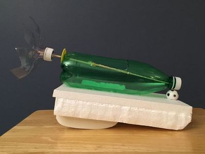 废瓶罐DIY扭矩手摇快艇船