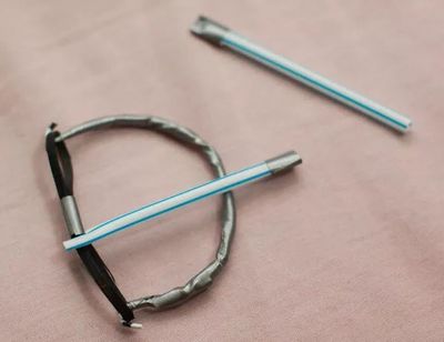 暑假小手工:怎么用回形针制作玩具小弓箭