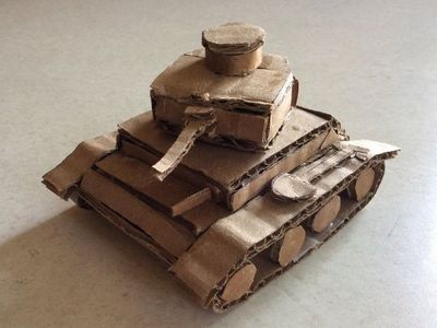 DIY硬纸板坦克玩具模型