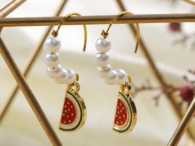DIY夏日水果装饰，珍珠西瓜耳环吊坠图解