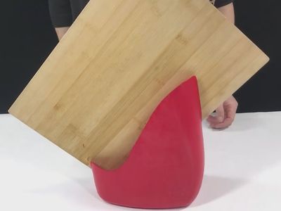 洗衣剂瓶子DIY创意砧板架
