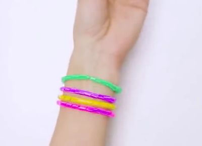 废吸管小制作用品:DIY彩色塑料手链