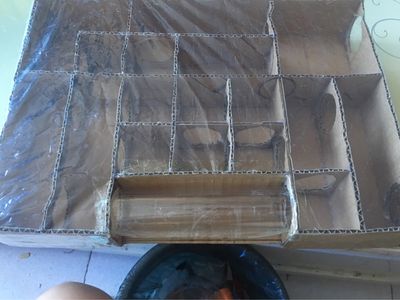 亲手做好玩的宠物玩具,利用废纸箱自制仓鼠迷宫游乐场