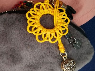 编织C线饰物的方法,雀头结花圈小挂件手编教学