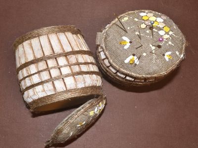 如何制作木夹小桶针插
