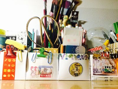 使用A4大废纸做杂物品收纳盒
