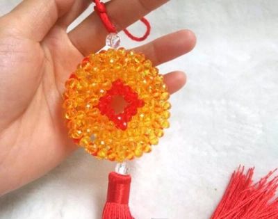 DIY仿珍珠串珠新年铜钱挂件
