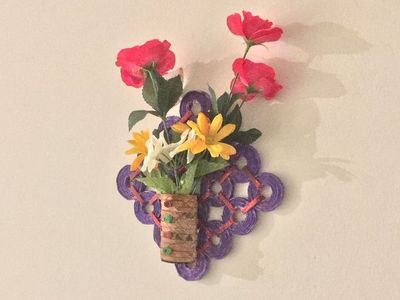 用废纸DIY壁挂装饰花瓶和笔筒