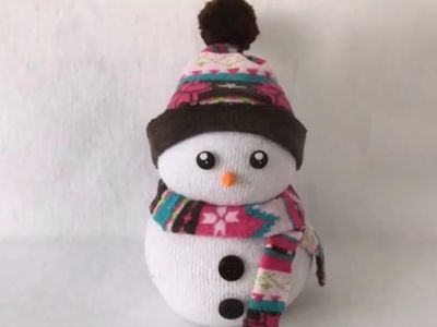 DIY袜子雪人公仔的方法教程