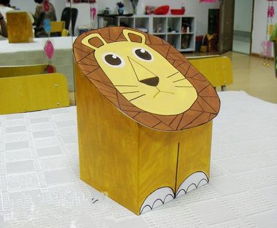 改造电器纸箱DIY狮子王垃圾桶