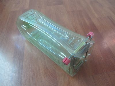 用饮料瓶子自制捕鼠笼