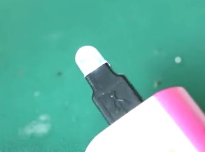 可放在钱包里USB接口LED手电筒