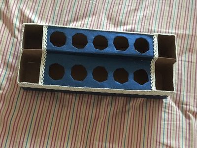 利用牙膏盒牛奶盒做收纳用品