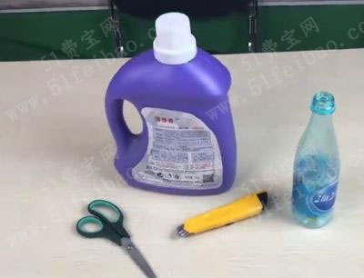 洗衣液瓶改造DIY浇花壶方法