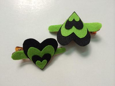 手工DIY漂亮的爱心不织布发卡作品