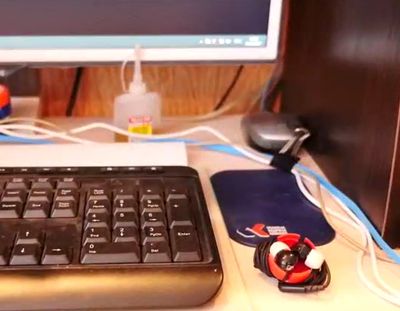 怎么制作废瓶盖耳机收线器