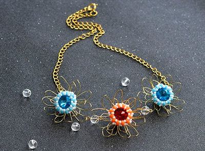 DIY串珠金菊花吊坠项链