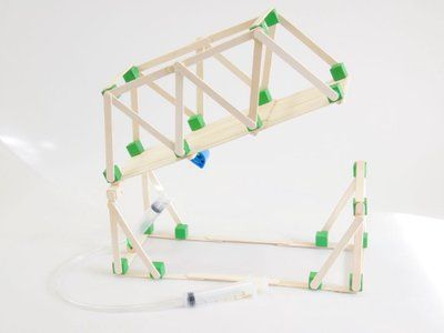 棒冰棍制作液压活动桥梁模型
