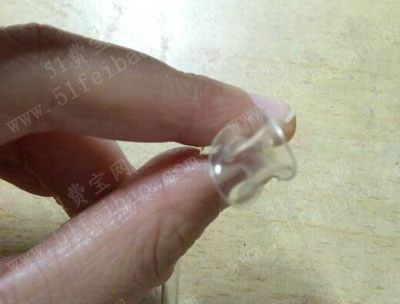 输液管手工编织作品:输液管编小兔子挂件