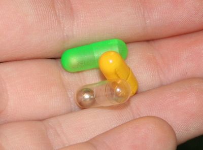 DIY好玩迷你的胶囊不倒翁