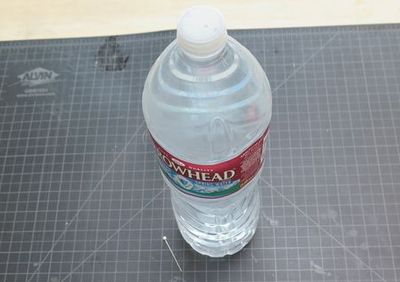 矿泉水瓶废品改造做diy喷泉小实验